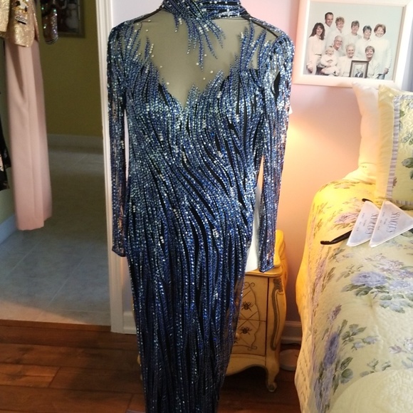 bob mackie boutique